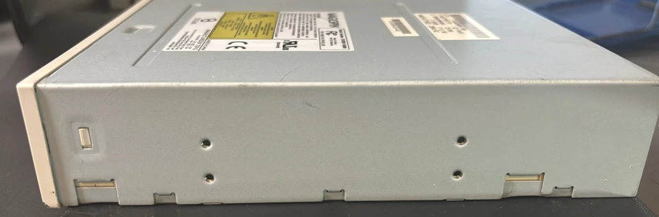 Unidad interna Magicspin ide 8X DVDRW modelo DVDRW-1008IM probada Foto 3 de 4