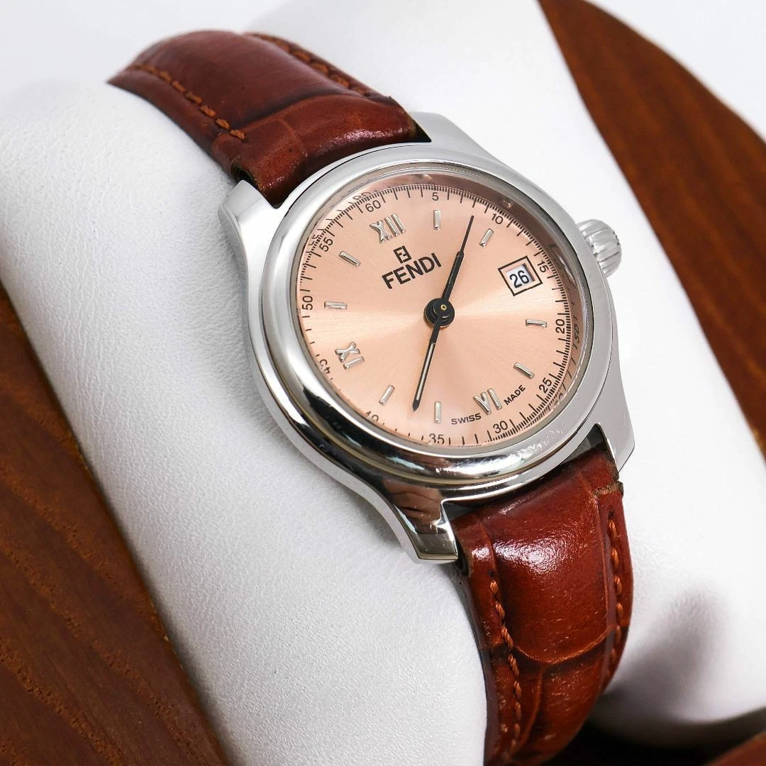 Orologio Fendi Rosa Salmone Quarzo 210L Pelle Data Usat