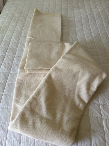 Vtg Polyester Blanket Twin Size Ivory Nylon Trim 68”x 86” USA Excellent - Picture 8 of 13