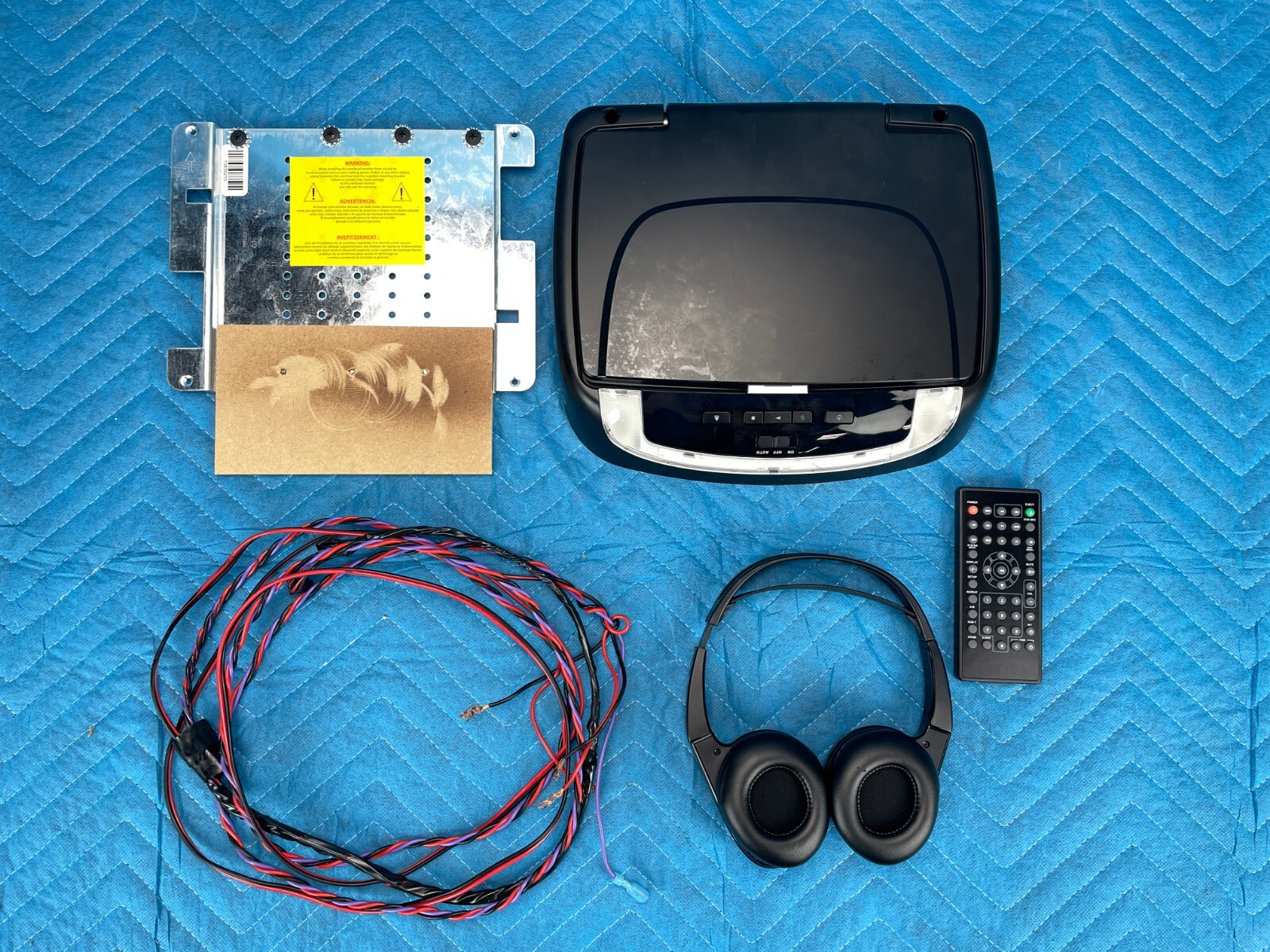 Advent W/ Headphones (after Market) 2016 Oem