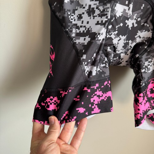 Zoot Women's Limited Edition 7" Cycling Shorts Digital Camo Multicolor Large - Picture 3 of 18