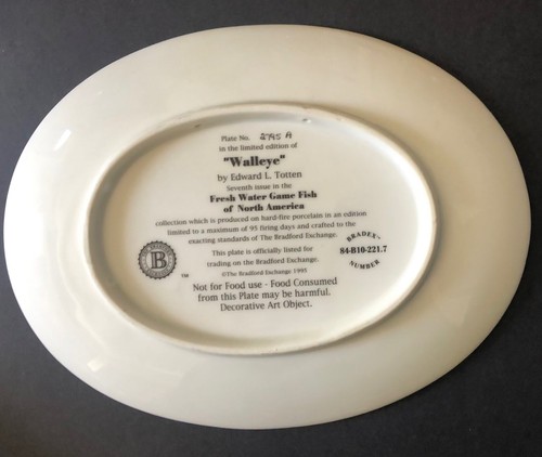 Piatto da collezione Walleye - Bradford Exchange con certificato di autenticità bordo oro - Foto 3 di 3
