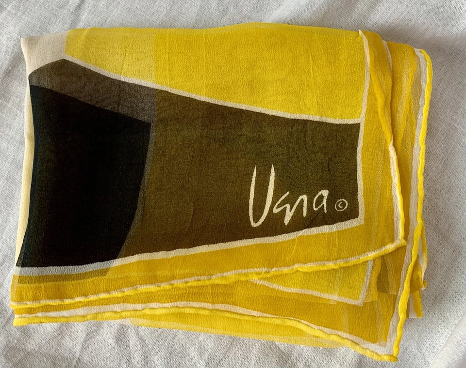 BUFANDA DE SEDA VERA NEUMANN VERAHEER Mod GO GO Bloque de Color 15"x45" VTS36 de colección Foto 2 de 4