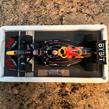Verstappen RB18 2022 Dutch GP - Winner- Edition 100 - 1:18