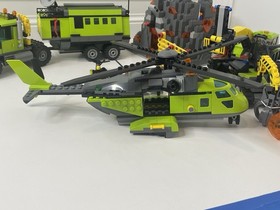 LEGO City Volcano Explorers LOT of 2 Sets Volcano Base 60124 & Helicopter 60123