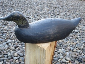 ANTIQUE PRIMATIVE~FOLK ART~ WOODEN HAND CARVED BLACK DUCK DECOY~UNKNOWN MAKER
