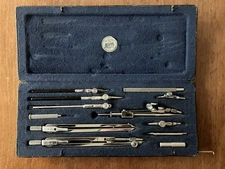 VINTAGE CHROME KERN  AARAU SWISS GEOMETRY DRAFTING INSTRUMENT SET (1940'S ERA)