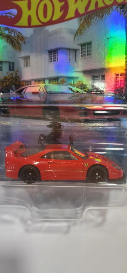 Hot Wheels Custom Ferrari F40 Competizione Wheelswapped custom card w/protector - Image 3 of 4