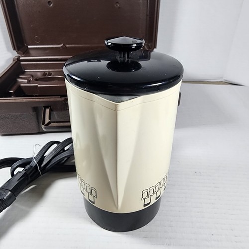 Kit da viaggio vintage caffettiera Travl-Mate Empire 12V o 120V percolatore e custodia - Foto 8 di 11