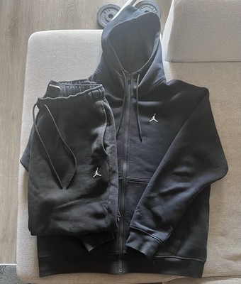 Nike Jordan Essentials Fleece Hoodie and Pants (Large)