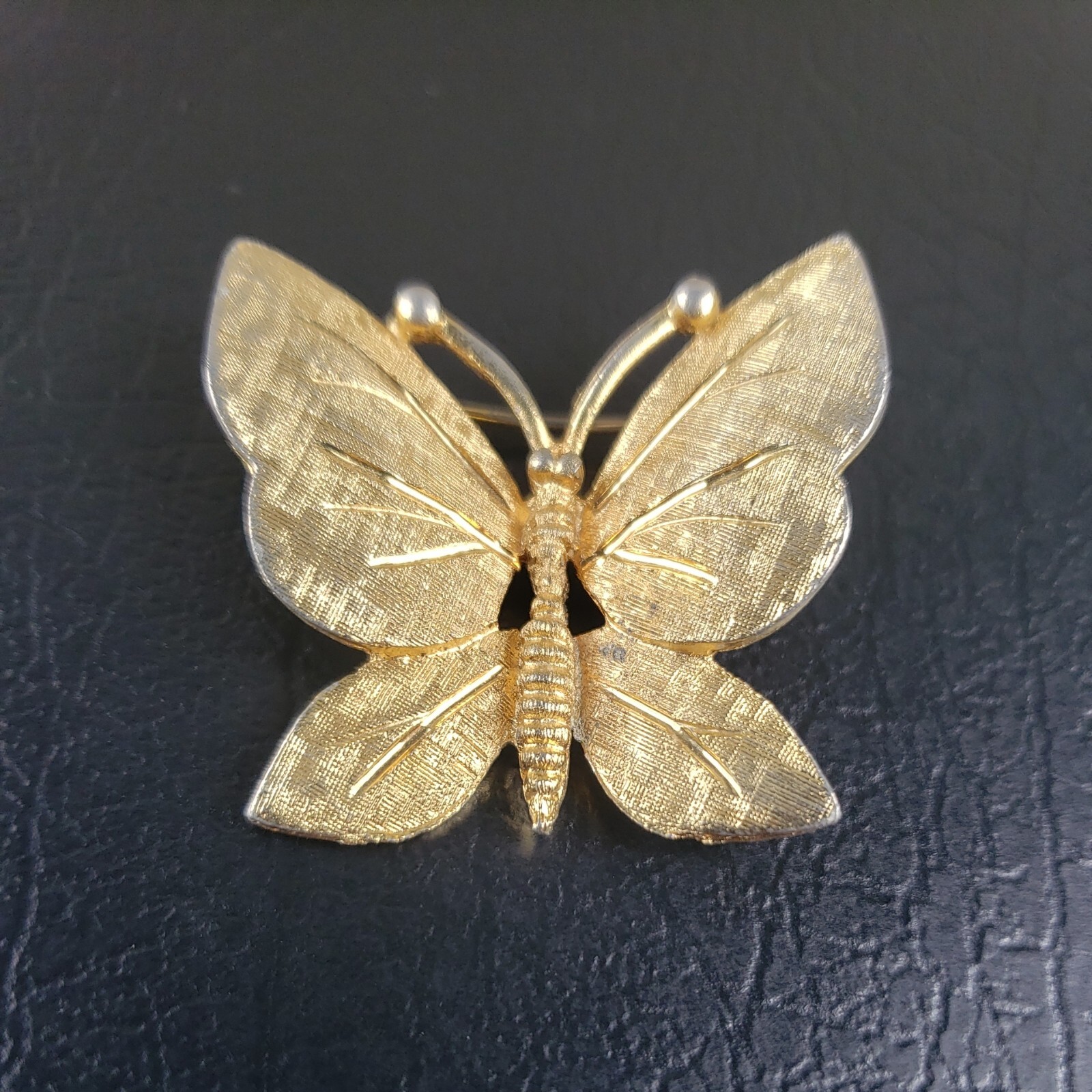 Vintage RSK Stamped Gold Tone Butterfly Brooch Pin 1… Gem