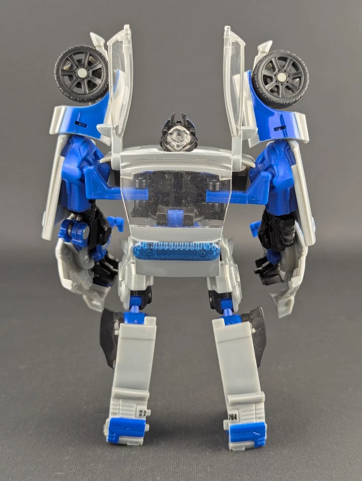 Transformers 2007 Movie Recon Barricade complete Hasbro Deluxe Class - Image 3 of 4