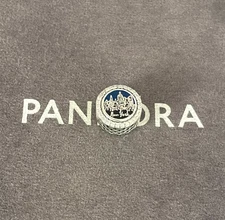Pandora New York City exclusive Charm Bracelet S925 Sterling Silver Jewelry