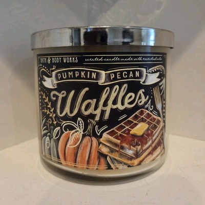 Bath & Body Works Pumpkin Pecan Waffles Scented Jar Candle, White, 1 Pack