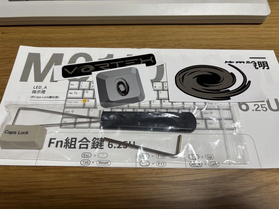 VORTEX M0110 Kailh Deep Sea Silent Mechanical Keyboard Used - Image 3 of 4