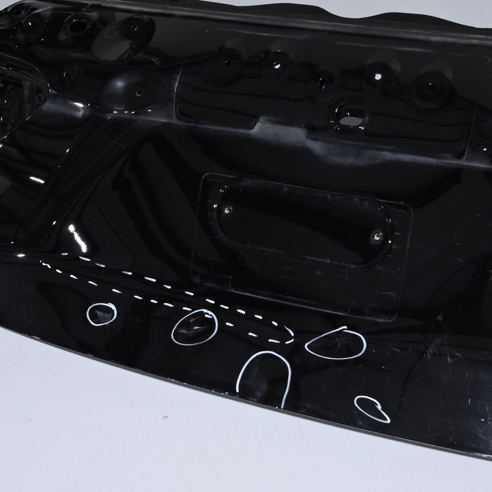 2017-2020 Maserati Levante Rear Hatch Trunk Liftgate Tailgate Lid Factory -26-N