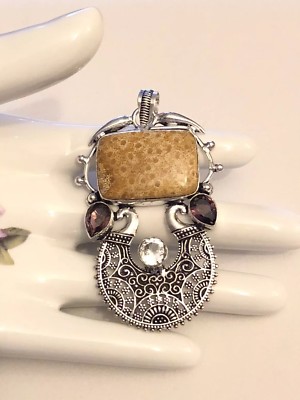 Sterling Silber.925 üppige fossile Koralle, Amethyst und weißer Topas Anhänger