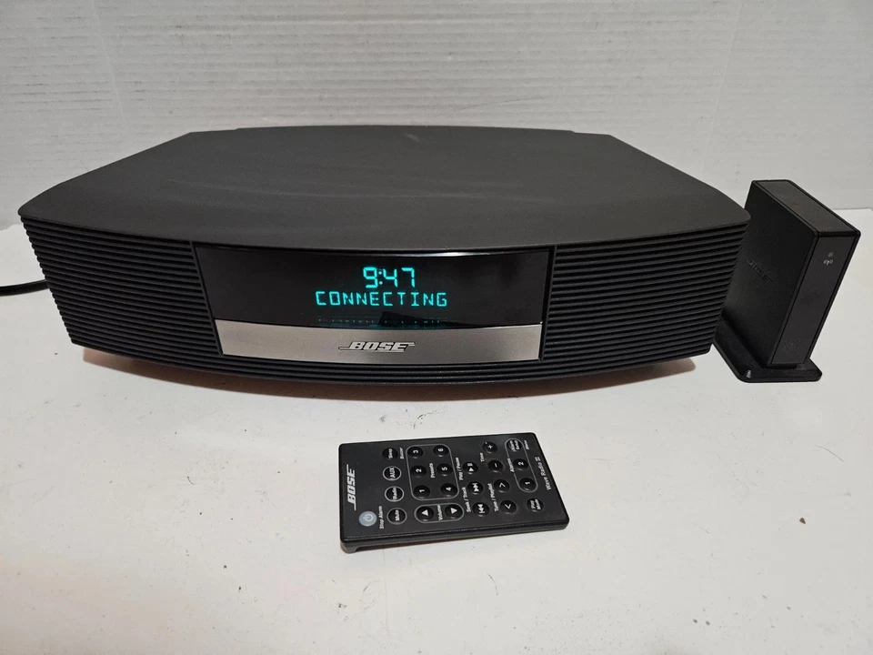 BOSE Wave Radio III AM/FM Radio Alarm Clock with Bose Wave Bluetooth Adapter - Image 2 of 4