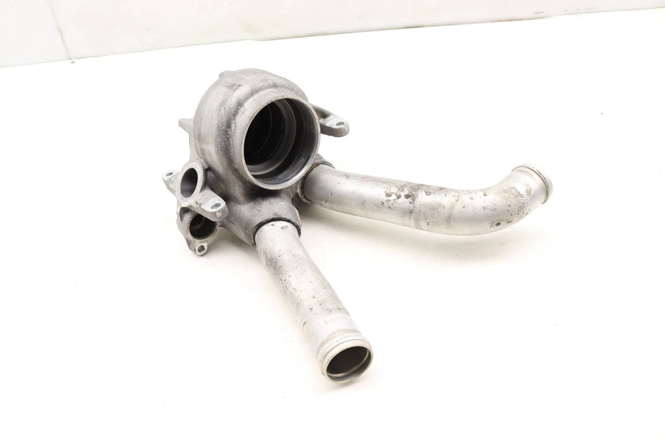 2010-2016 PORSCHE PANAMERA - Thermostat Housing 94810608000 - Image 2 of 4