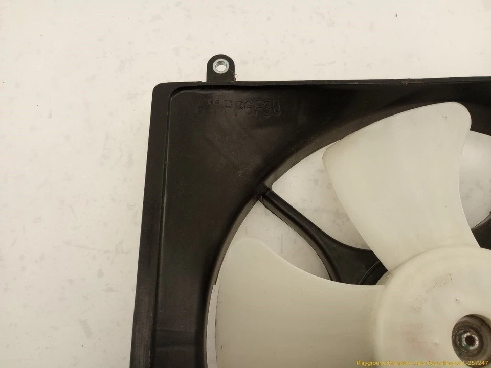 Mitsubishi Eclipse Spyder Radiator Cooling Fan 3.0L V6 Fits 2000-2005 01 02 03 - Image 3 of 4