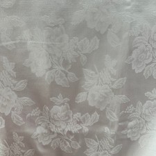 VTG White Damask Floral Rose Pattern 60X80 Rectangular Tablecloth Dining