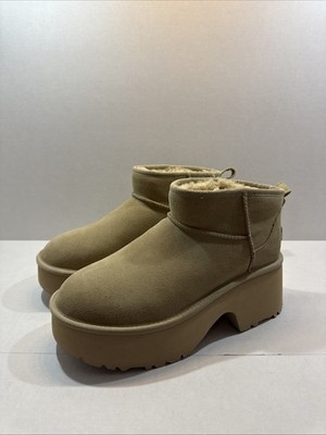 UGG Women Ultra Mini New Heights Chestnut Suede Platform Boots 1158311 Size 10!