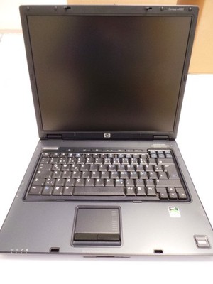 HP Compaq NX6325 Laptop Windows XP Neuzustand Retro Sammler
