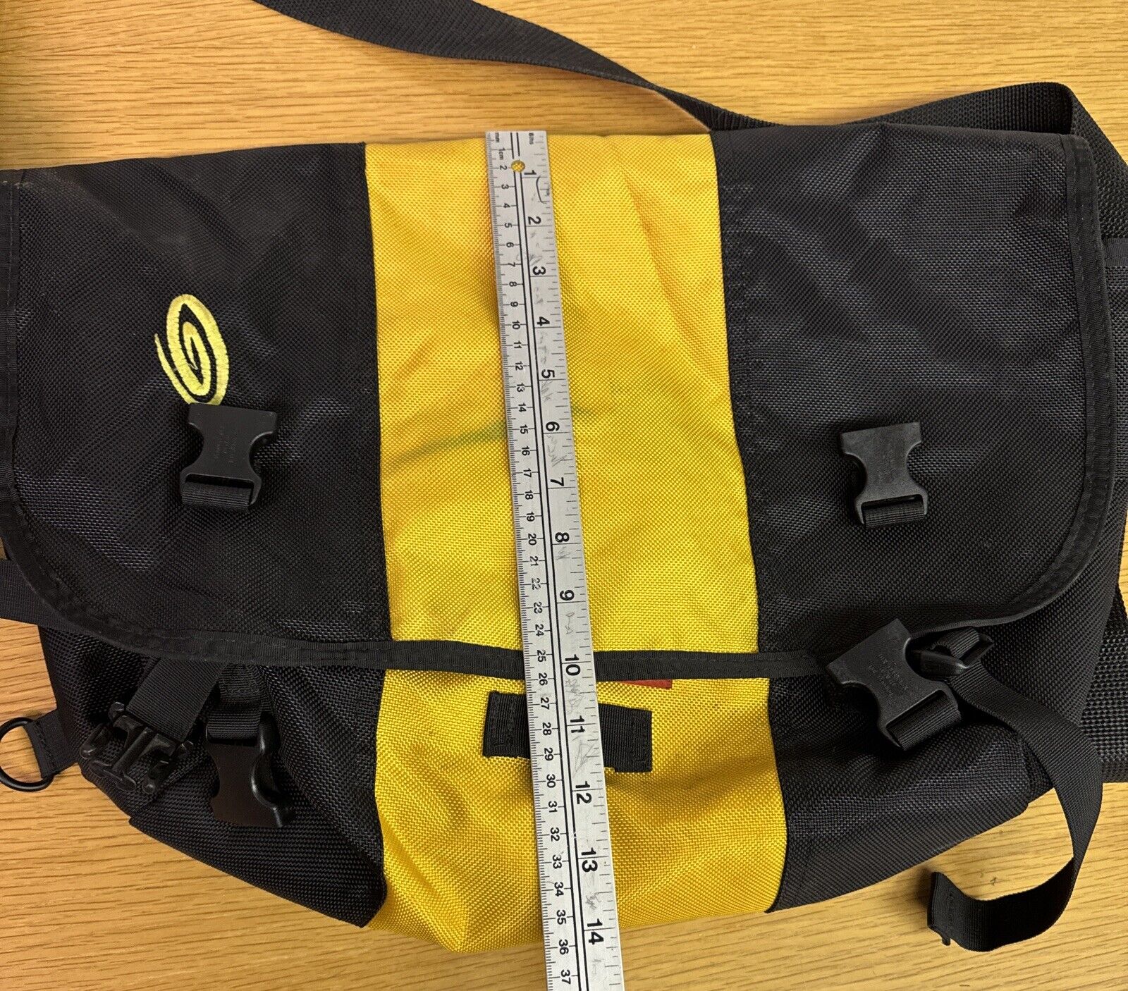 TIMBUK2 Black & Yellow  Messenger Bag Backpack La… - image 10