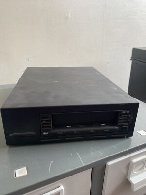 DLT-V4E Quantum DLT-V4 160-320GB Externes SCSI Bandlaufwerk