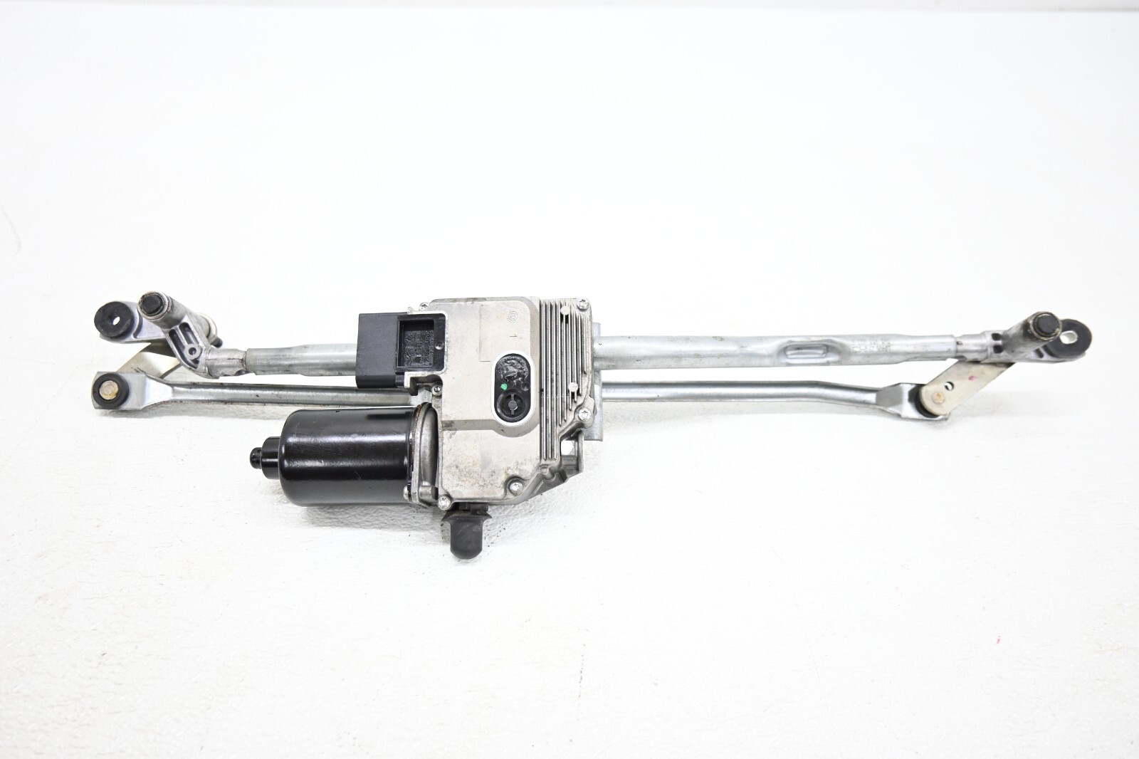 ⭐ 03-12 Bentley Continental Windshield Wiper Blade Motor System Link Oem
