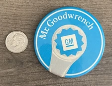Vintage GM General Motors Mr. Goodwrench Pin Button Pinback