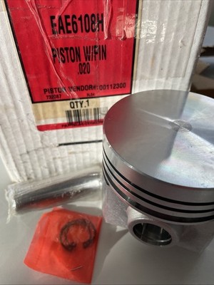 Ford Tractor Piston EAE6108H (1) 134CID Engine .020 - Piston With Pin And Clips