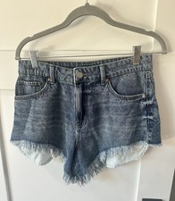 Sincerely Jules Denim Shorts Frayed Hem High Rise Jean Shorts Size 7/28 Beach