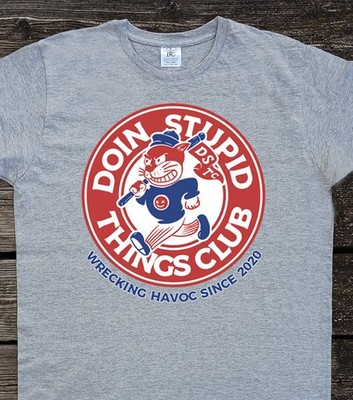 T-Shirt Stupid Things Club Retro Comic Vintage Cat Print vorn in grey M-XXL