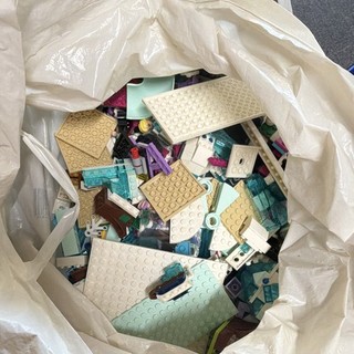 LEGO lot en vrac briques et plaques multicolores plastique en sachet