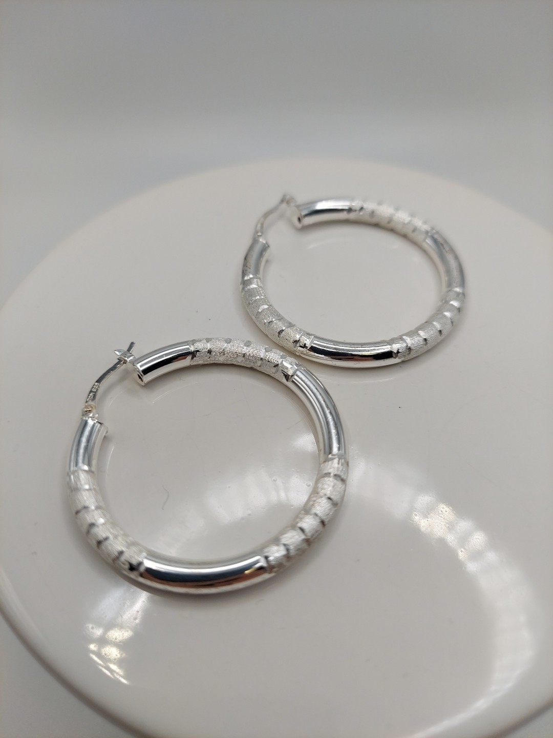 JCM Etched & Solid Texture Sterling Silver Hoops,… - image 3