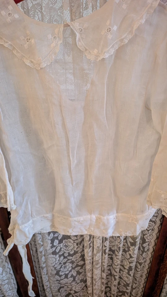 Edwardian Art Deco Ivory Embroidered Waist Tie Blouse 40 " Bust - Image 3 of 4