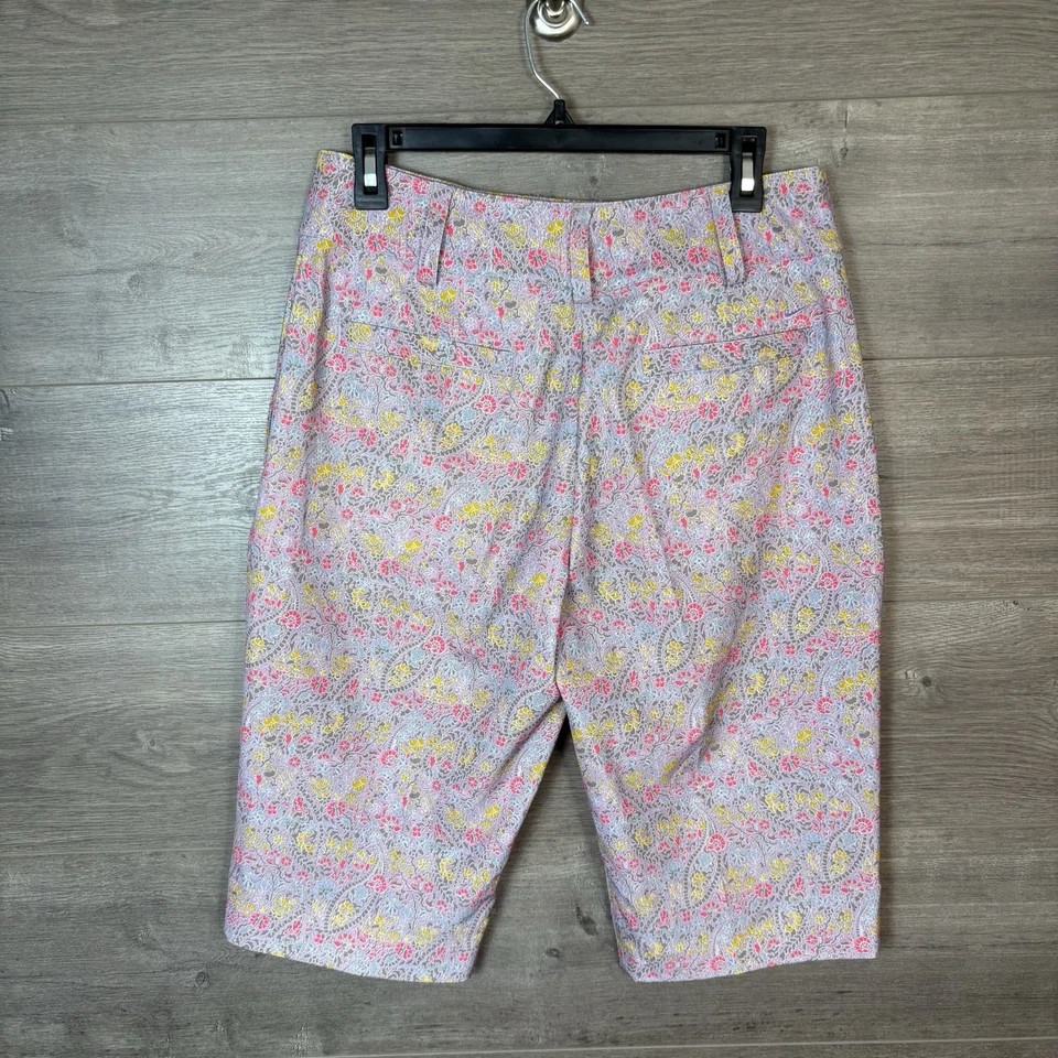 Шорты-бермуды Nike для гольфа женские размер 8 подходят сухие лаванда цветочный пейсли - Изображение 4 из 4