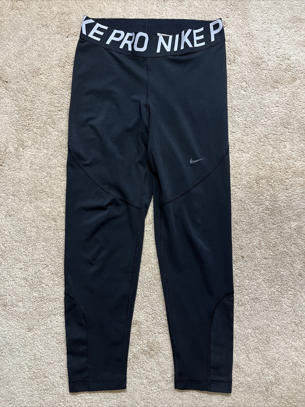 GUC Nike Pro Dri-FIT 22.5” Capri Mesh Insert Leggings BLACK WHITE MEDIUM MSP $50