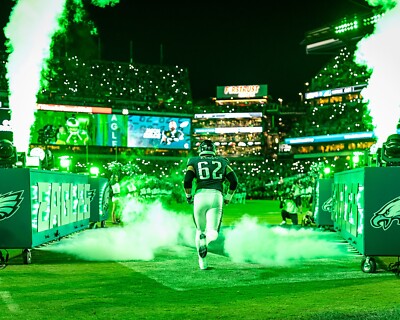 Jason Kelce Tunnel Entrance Philadelphia Eagles 8x10 NFL Football Photo