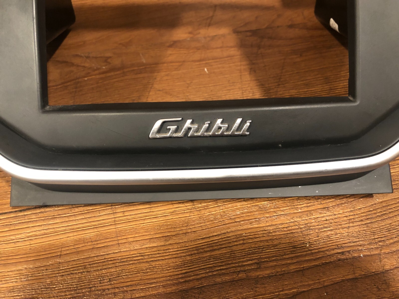 2014-2016 MASERATI GHIBLI NAVIGATION SCREEN DASH AIR VENTS W/ TRIM BEZEL OEM