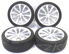 Tesla Model 3 Kompletträder Sommerreifen 1044224-00-B 19Zoll 235/40 R19 Felge