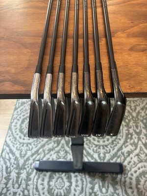 TaylorMade Kith K790 Limited Edition Iron Set / 4-PW Stiff Flex