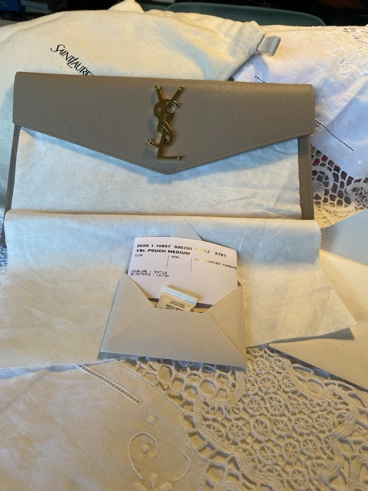 Saint Laurent YSL Pouch Medium Clutch beige genarbtes Leder Gold-Logo Box - Bild 4 von 4
