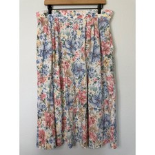 Vintage - Plus Size Floral Knee to Midi Length Skirt Cottagecore Feminine Style