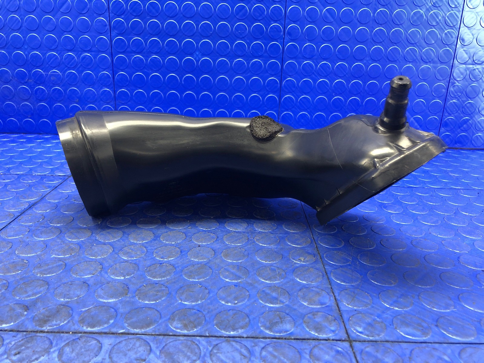 2016-2021 MCLAREN 570S OEM LEFT SIDE AIR CLEANER FILTER DUCT PIPE HOSE 13F0683CP