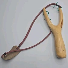 Slingshot catapult hand made Mountain Cypress S.A.No 20 Berg-Sipres