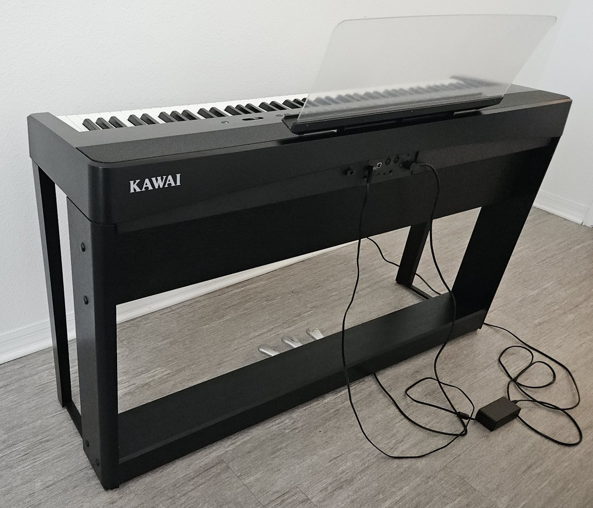 Kawai ES920 Digital Piano Bundle-HM-5 Stand-F-302 Pedals-MINT w