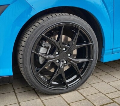 4x 18 Zoll KT19 Felgen für Lexus IS 2 E2 LS F3 NX Z1 RC C1 SC Cabriolet UZZ40