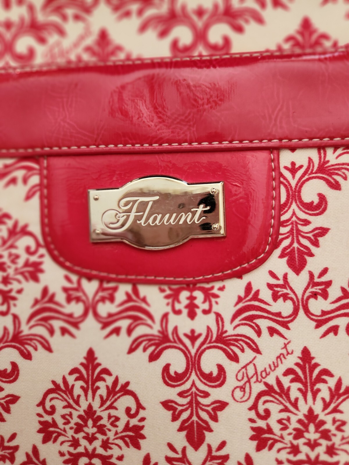 Flaunt by Faith Nicole Crossbody Bag Pink & White w r… Gem